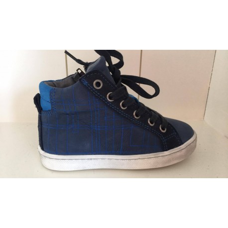 Seven One Seven sneaker 