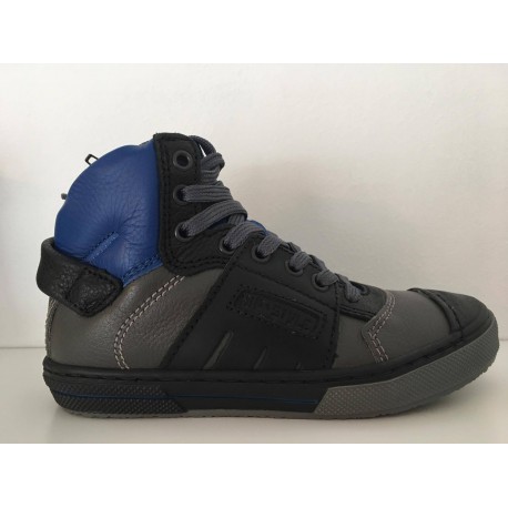 Hip sneaker 