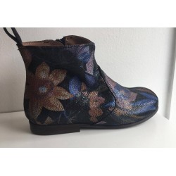 Pèpè bootie flower