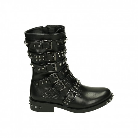 Fast Fashion biker boot spikes