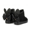 Snowboot bunny