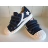 Lunella sneaker