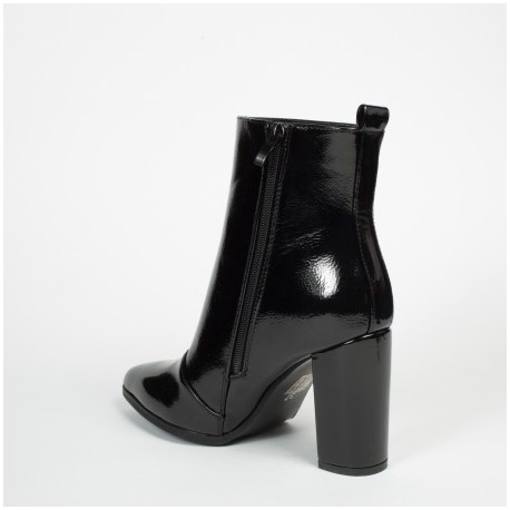 bootie