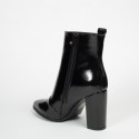 bootie