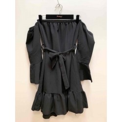 Off shoulder jurk