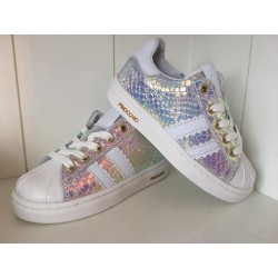 Pinocchio sneaker