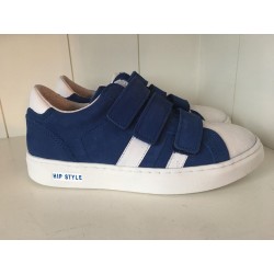 Hip sneaker